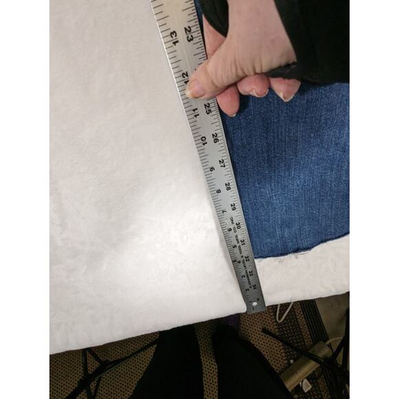 Hollister jeans 9L 8" Rise So Waist 30-32".Inseam 32.5" But Can Be Cut Fray wash - Picture 8 of 11